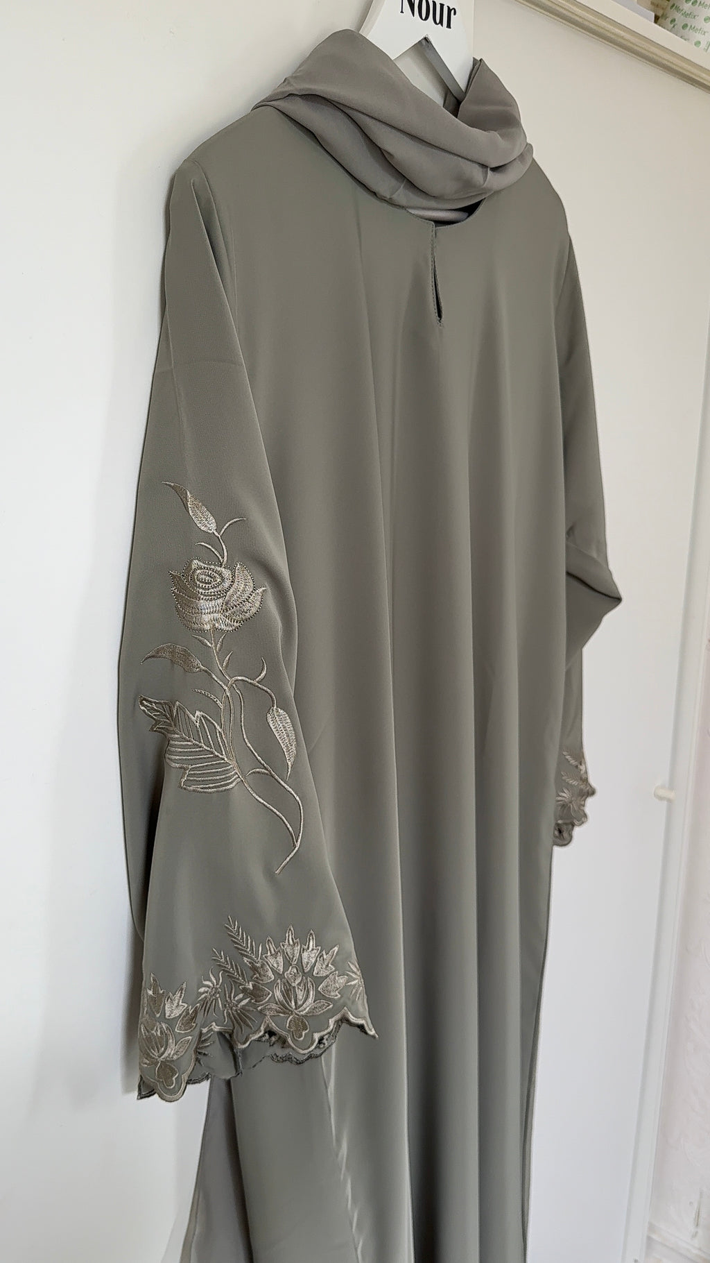 The Isra Abaya