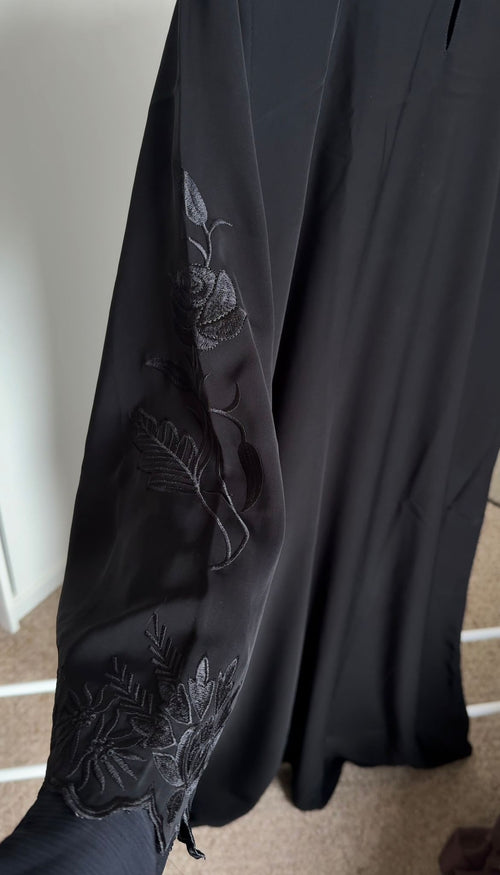 The Isra Abaya